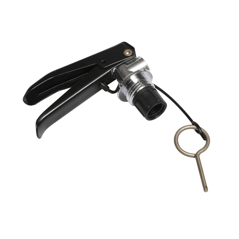 Jak se spustí ventil hasicího přístroje M30 k uvolnění hasicího činidla?